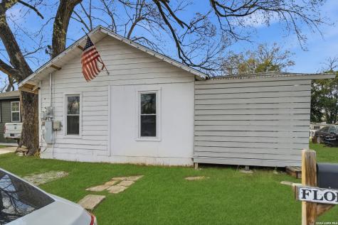 212 Armstrong San Marcos TX 78666