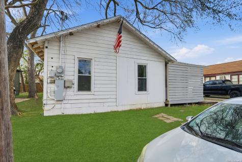 212 Armstrong San Marcos TX 78666