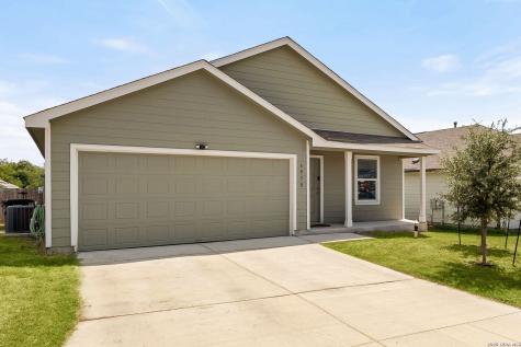 6830 Wolf Valley San Antonio TX 78242