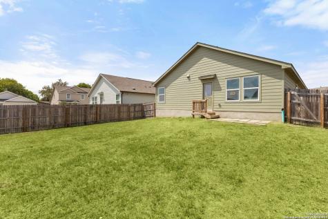 6830 Wolf Valley San Antonio TX 78242