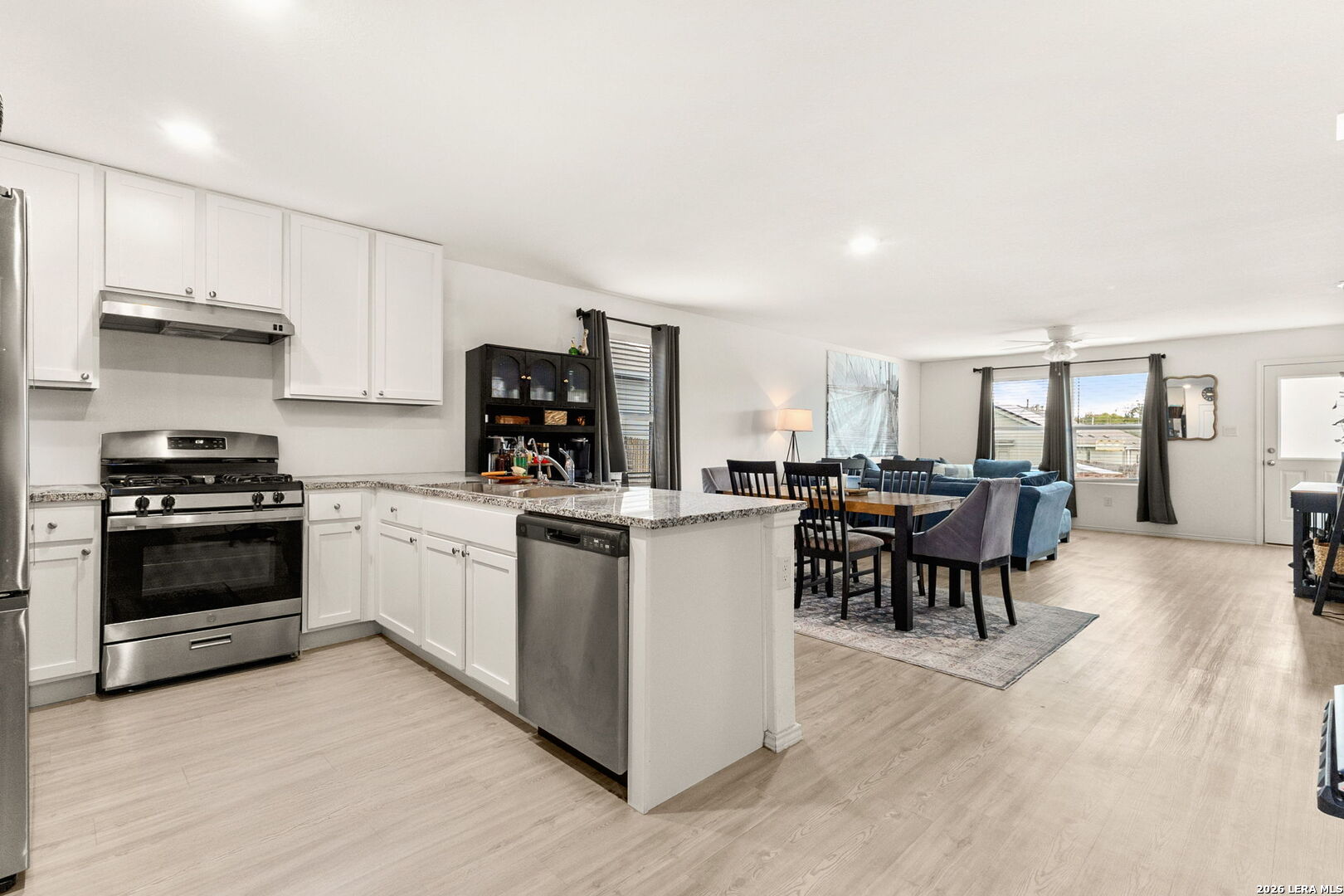 6830 Wolf Valley San Antonio TX 78242