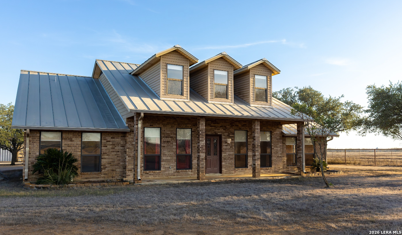 375 Bluntzer Road Jourdanton TX 78026