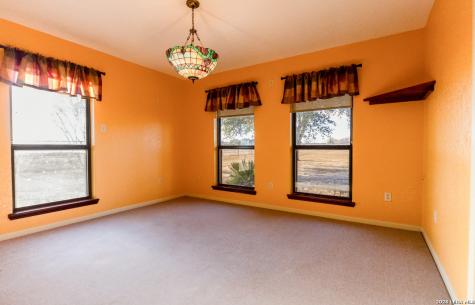 375 Bluntzer Road Jourdanton TX 78026