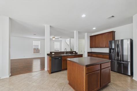 8719 Sarasota Woods San Antonio TX 78250