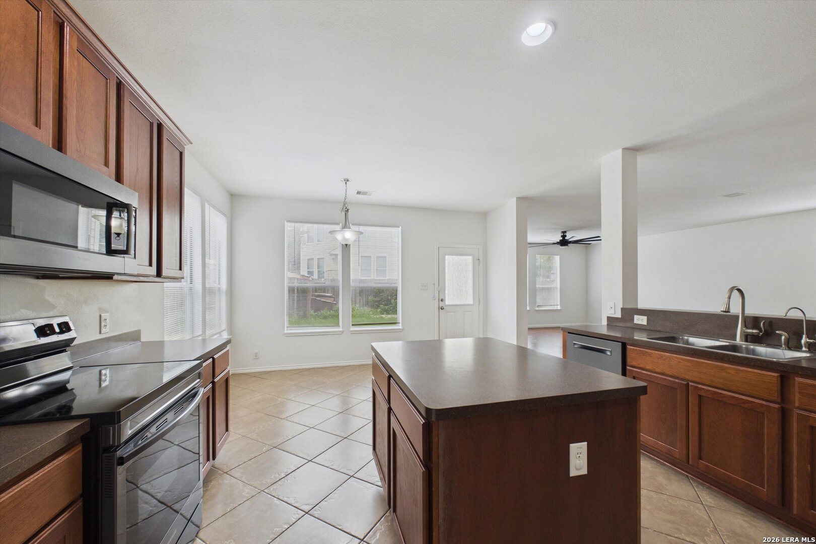 8719 Sarasota Woods San Antonio TX 78250