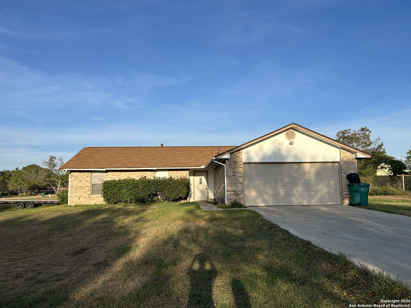 615 Mcdowell Avenue Jourdanton TX 78026