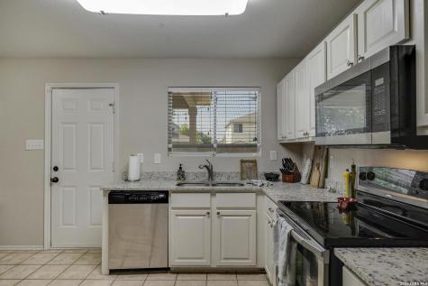 8422 Parkdale San Antonio TX 78249