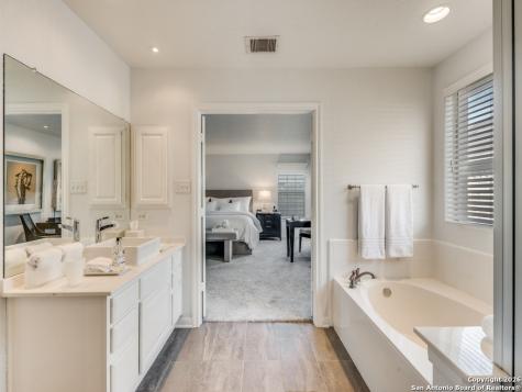 1403 Osnats Point San Antonio TX 78258
