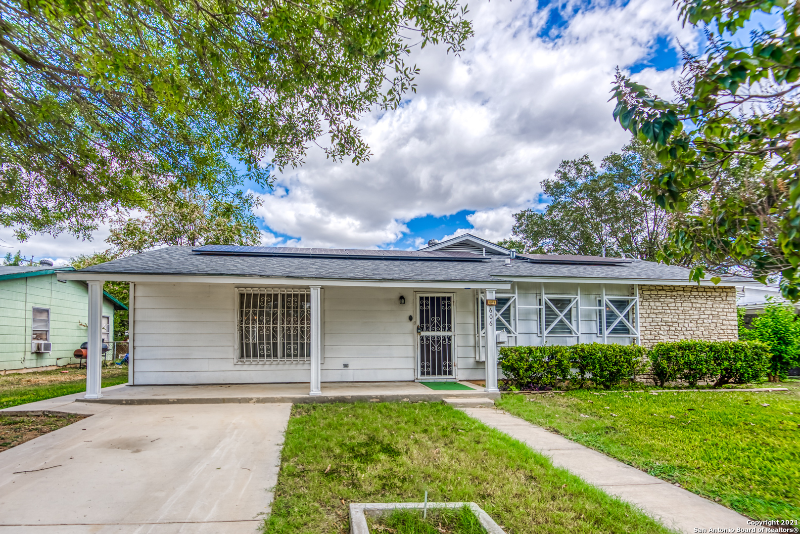 606 Knotty Knoll Street San Antonio TX 78219