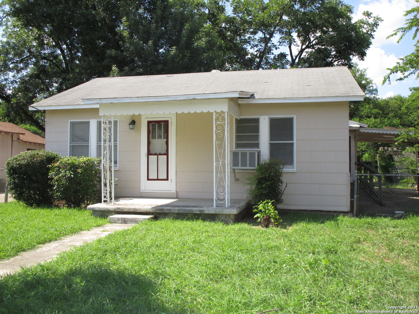 1135 Gladstone San Antonio TX 78225