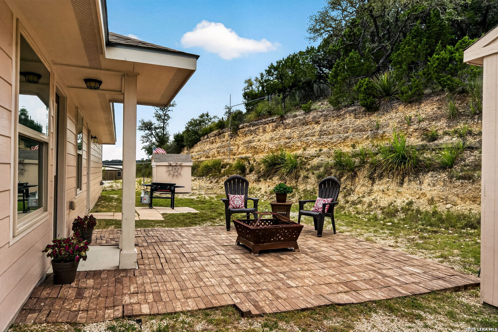 142 Harbour View Lakehills TX 78063