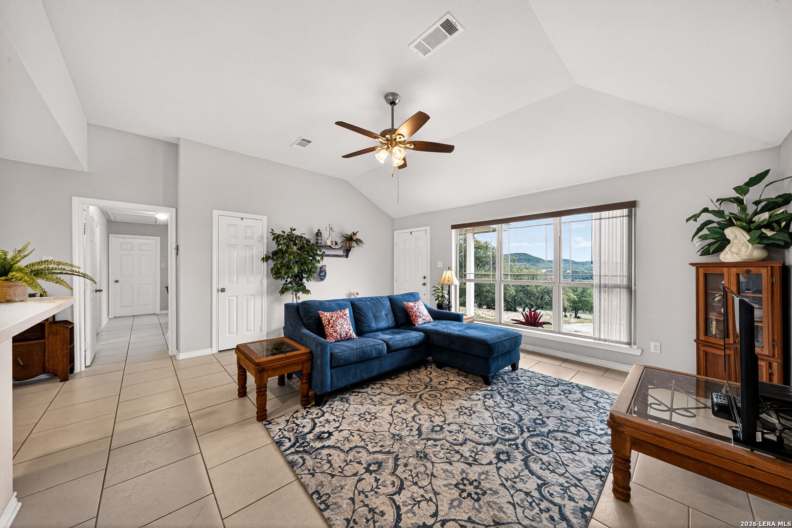 142 Harbour View Lakehills TX 78063