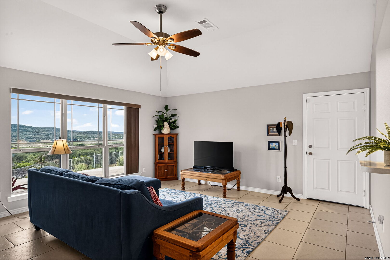 142 Harbour View Lakehills TX 78063
