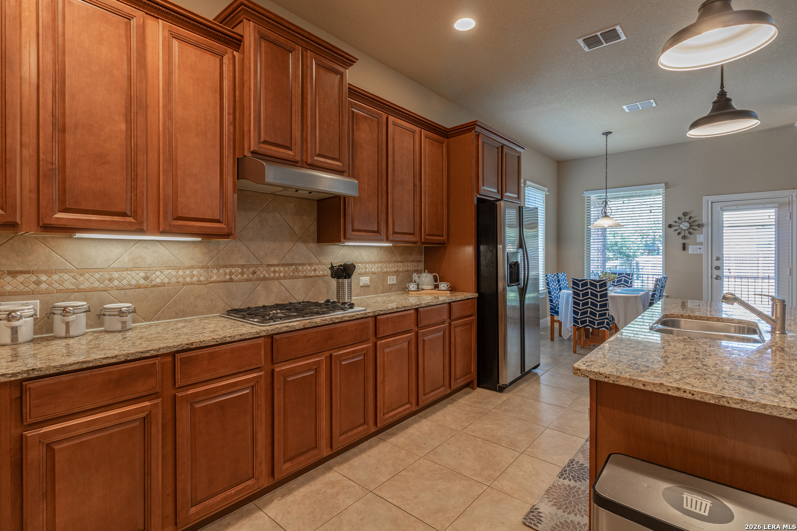 1011 Gazania Hill San Antonio TX 78260