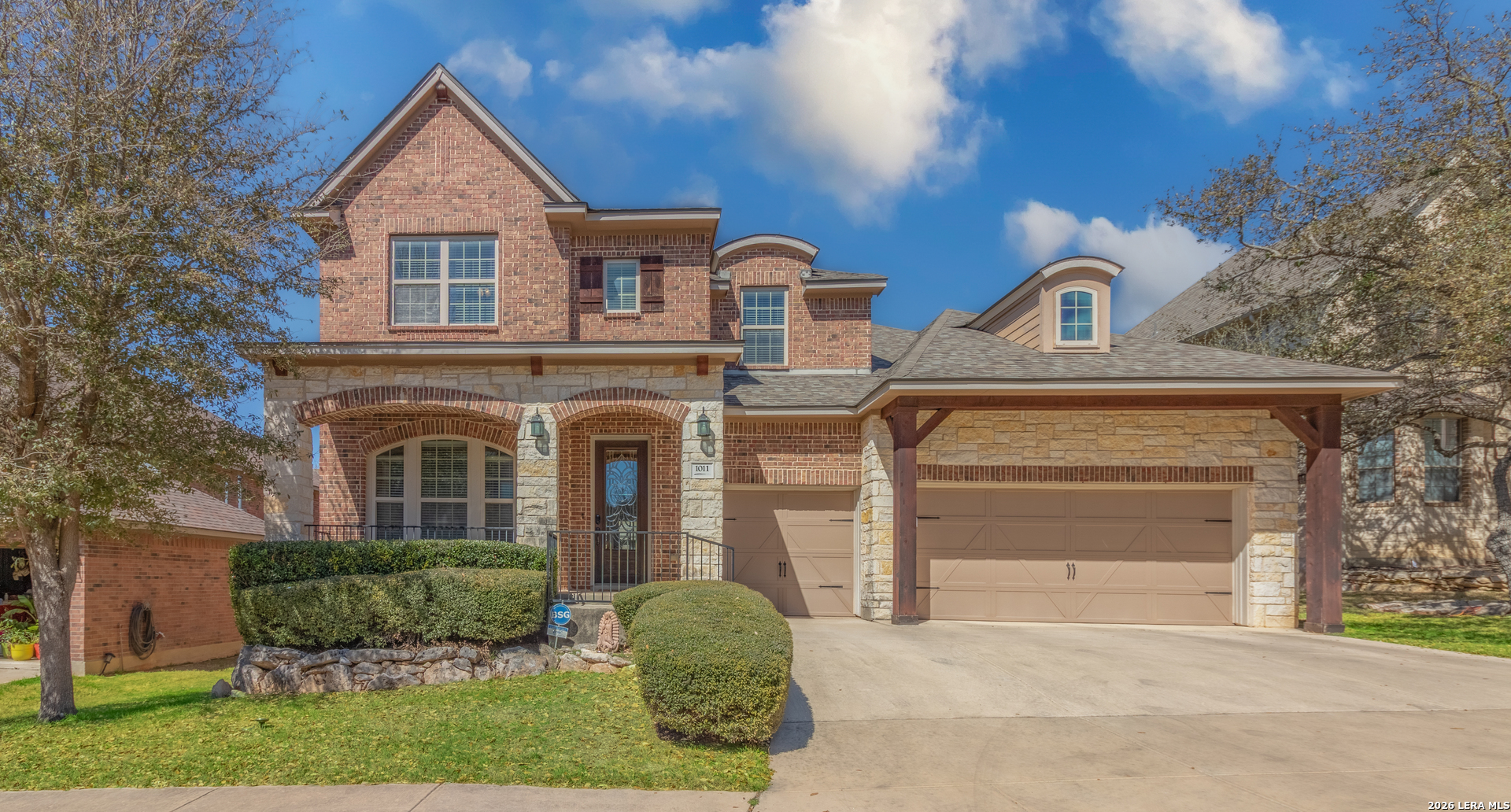 1011 Gazania Hill San Antonio TX 78260