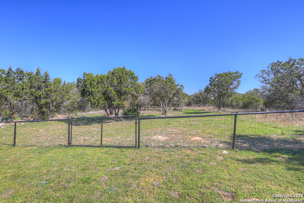 315 Hilltop New Braunfels TX 78132