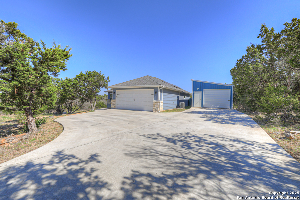 315 Hilltop New Braunfels TX 78132