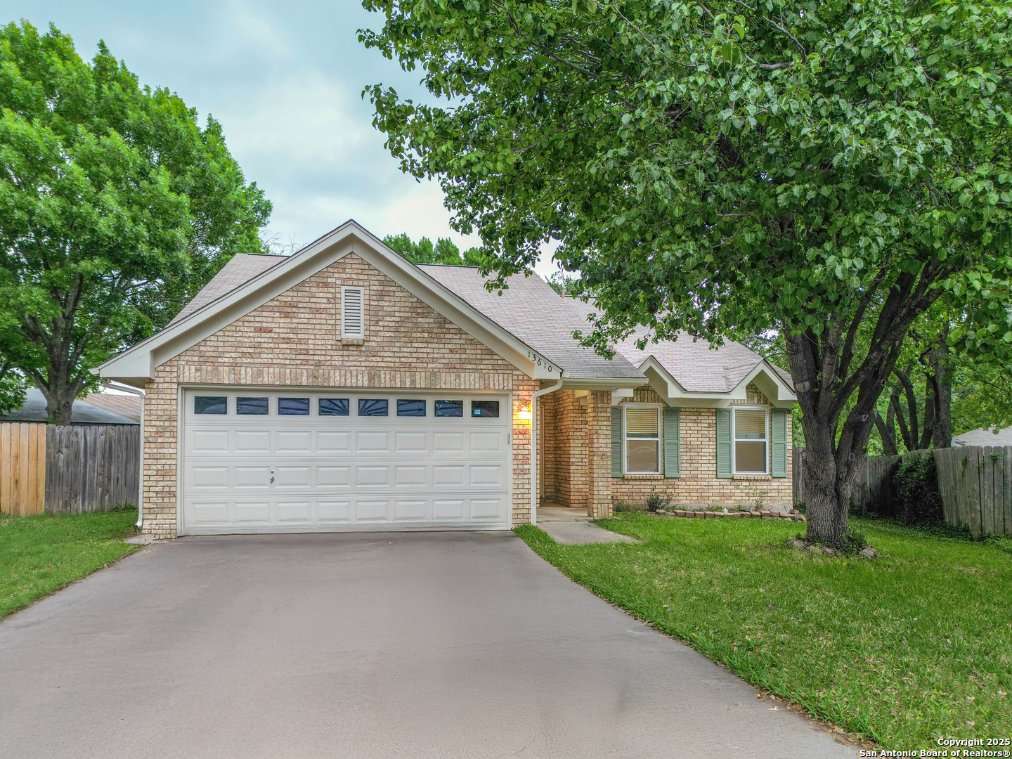 13610 Possum Cove San Antonio TX 78232