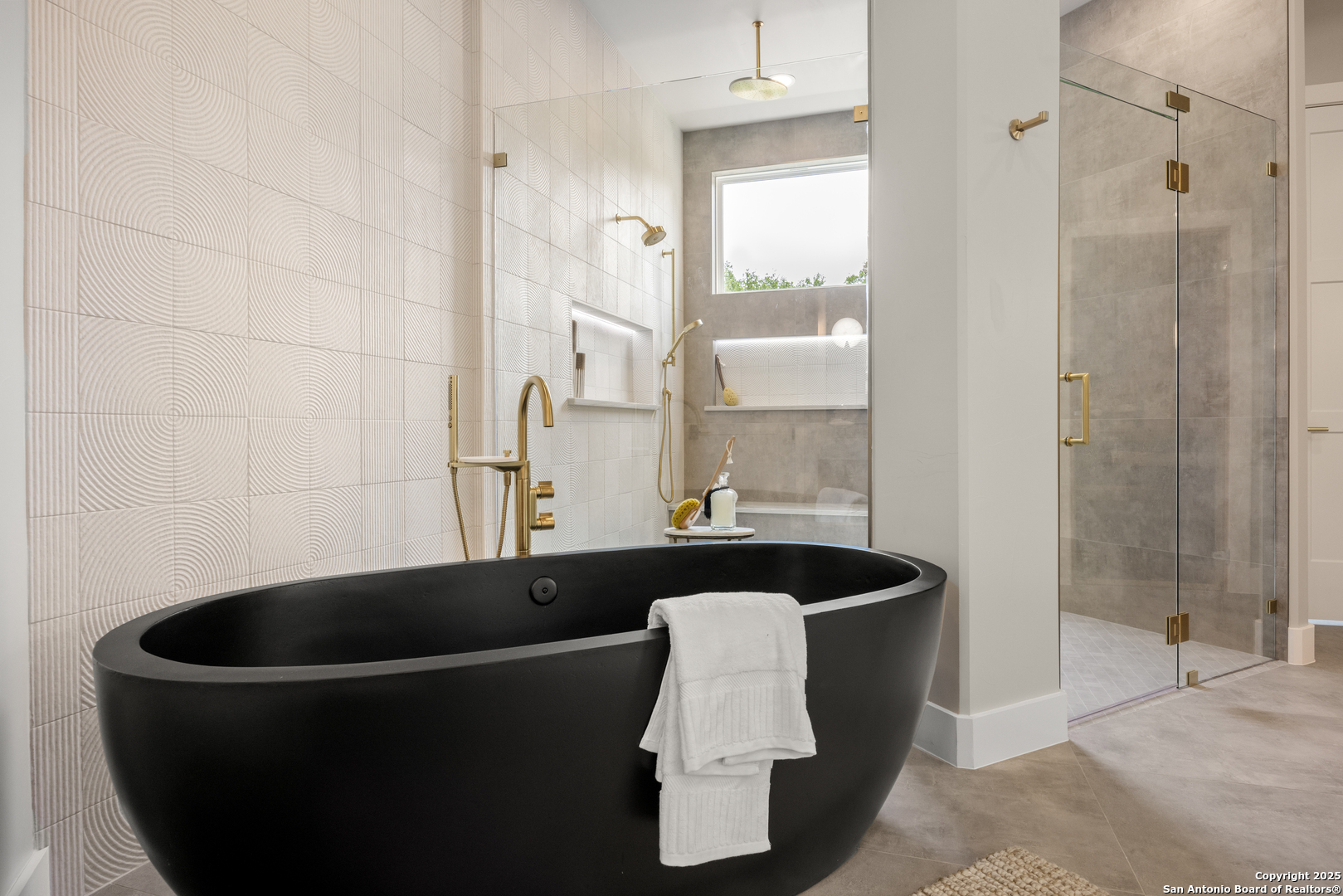 201 Easy Money Boerne TX 78006