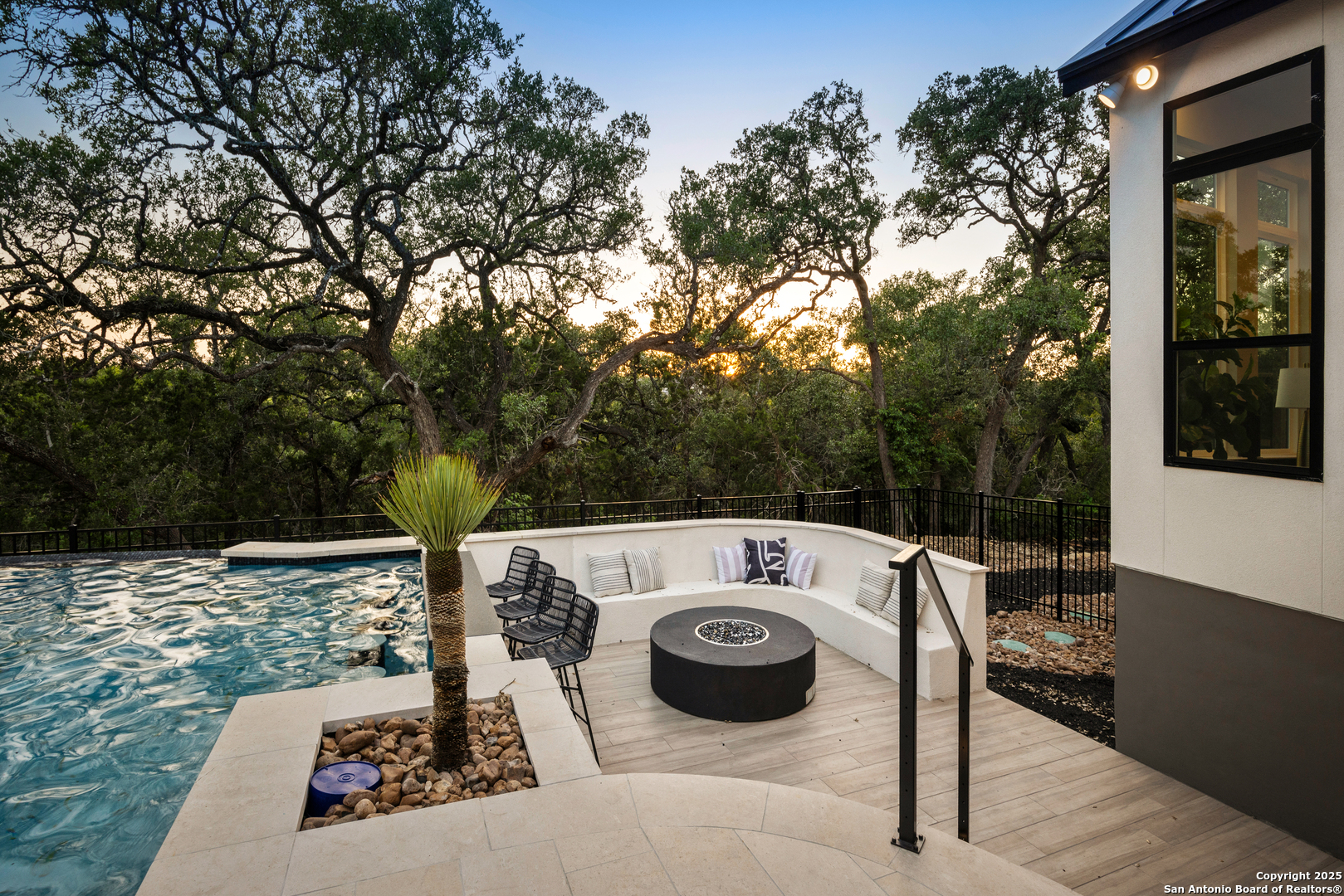 201 Easy Money Boerne TX 78006