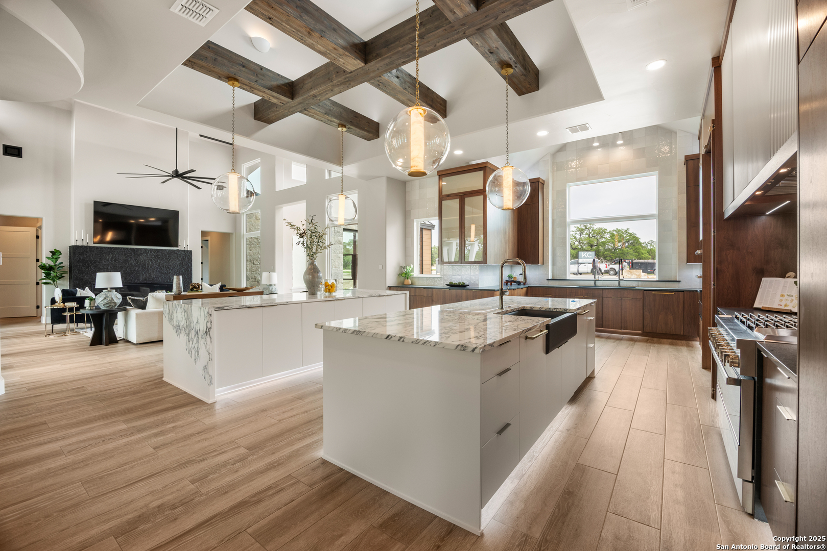 201 Easy Money Boerne TX 78006