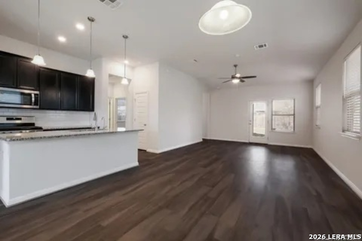 11531 Lightning Way San Antonio TX 78245