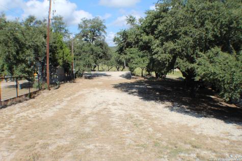 906 Pebble Beach Drive NW Lakehills TX 78063