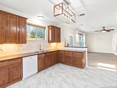 120 Brook Meadows Cibolo TX 78108