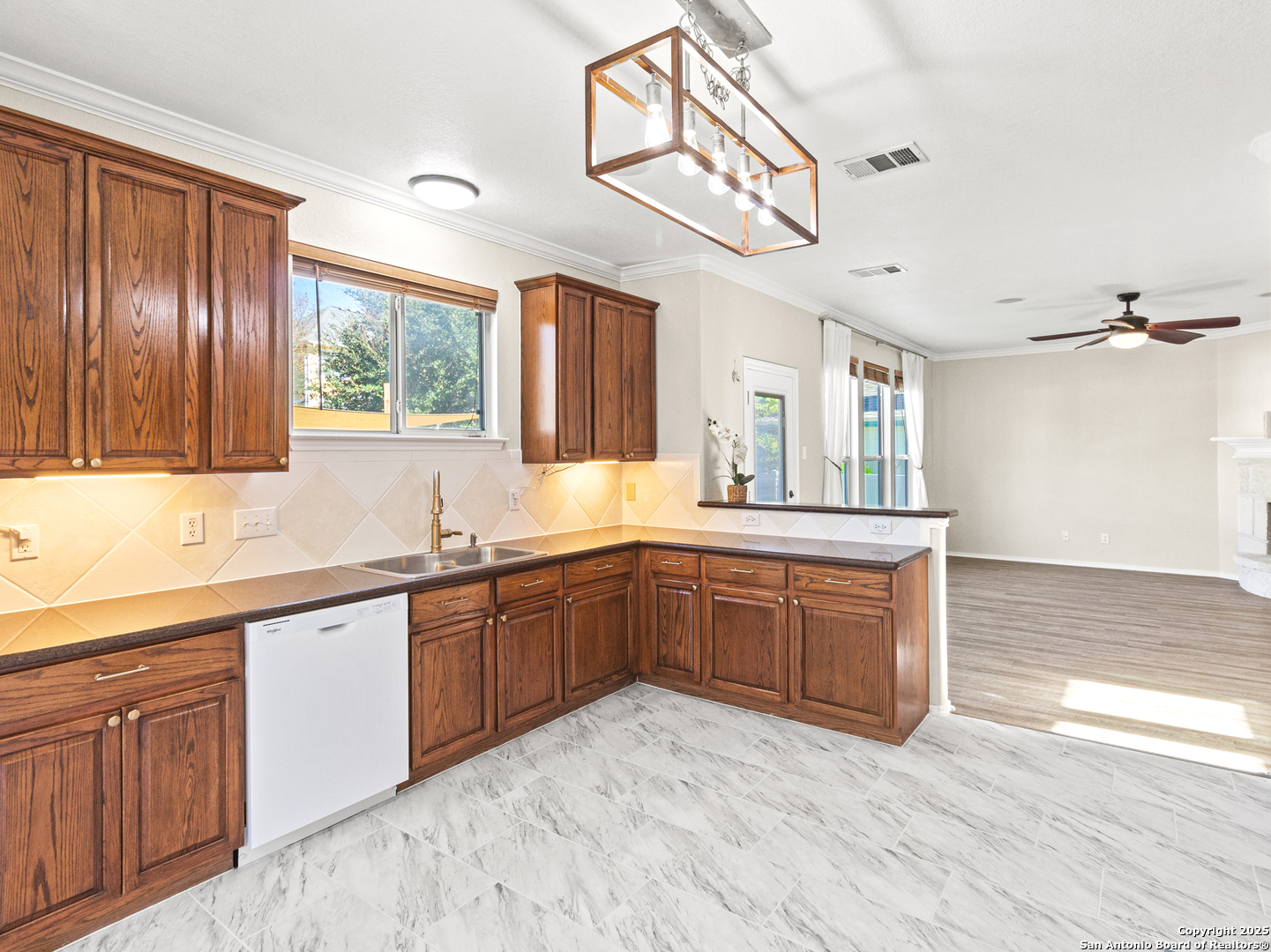 120 Brook Meadows Cibolo TX 78108