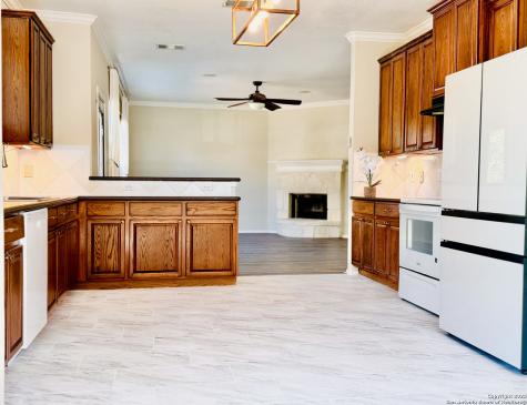 120 Brook Meadows Cibolo TX 78108
