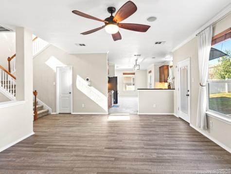 120 Brook Meadows Cibolo TX 78108