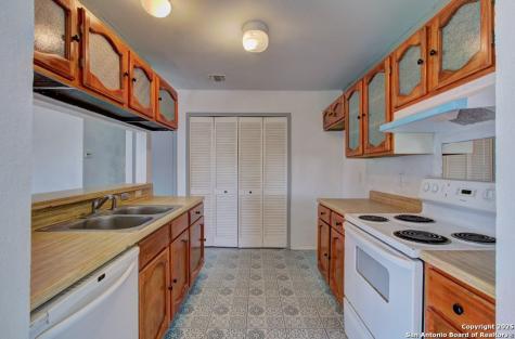 1346 Bayou San Antonio TX 78245