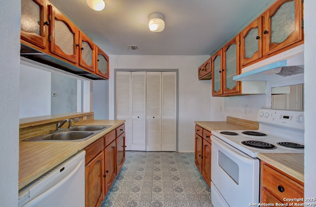 1346 Bayou San Antonio TX 78245