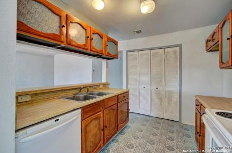 1346 Bayou San Antonio TX 78245