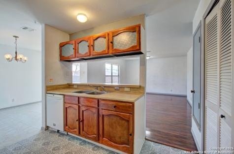 1346 Bayou San Antonio TX 78245