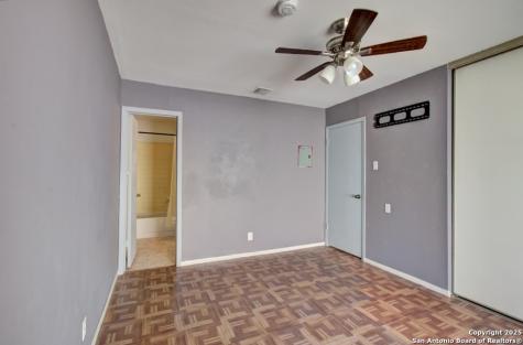 1346 Bayou San Antonio TX 78245