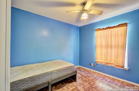 1346 Bayou San Antonio TX 78245