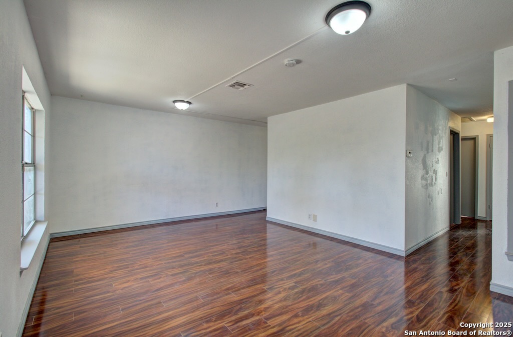 1346 Bayou San Antonio TX 78245