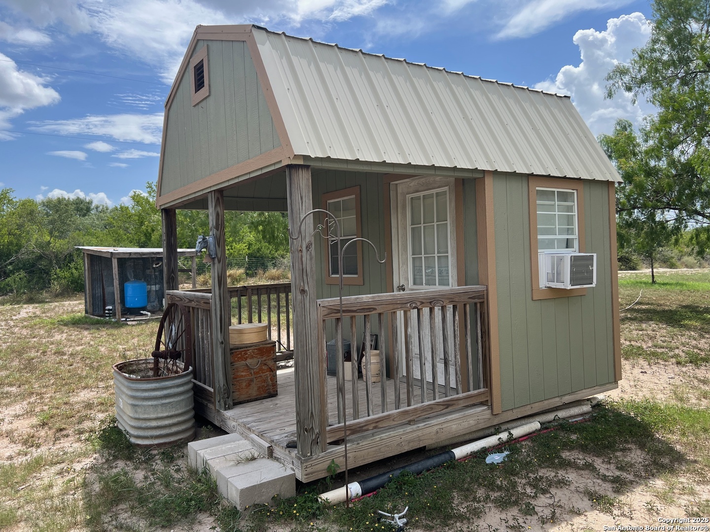1616 Middle Road George West TX 78022