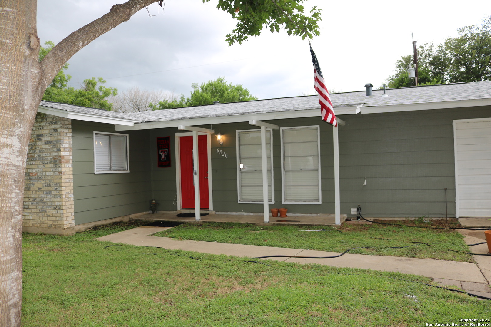 6820 Woodflame Court San Antonio TX 78227