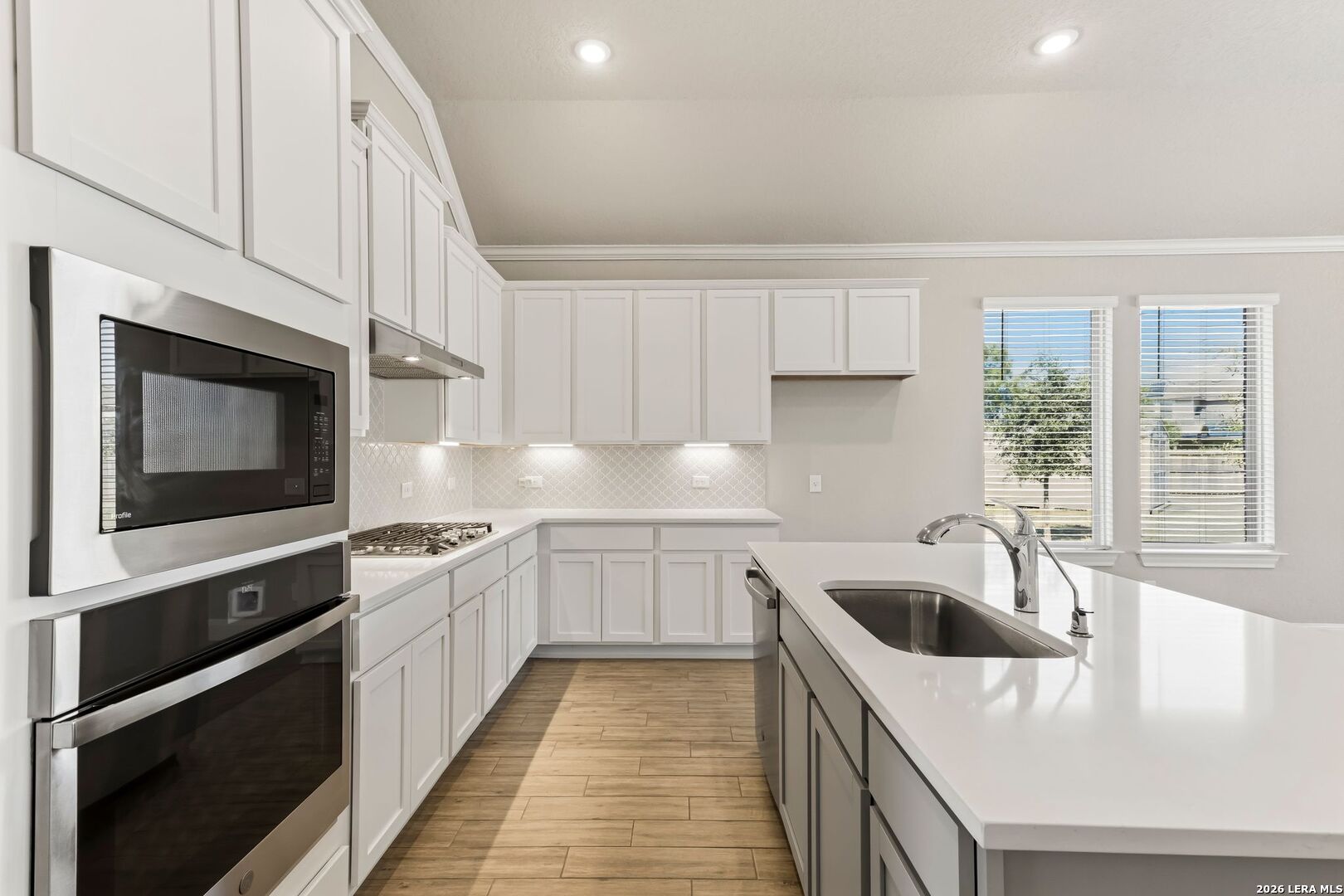 5003 Bonniecrest San Antonio TX 78263