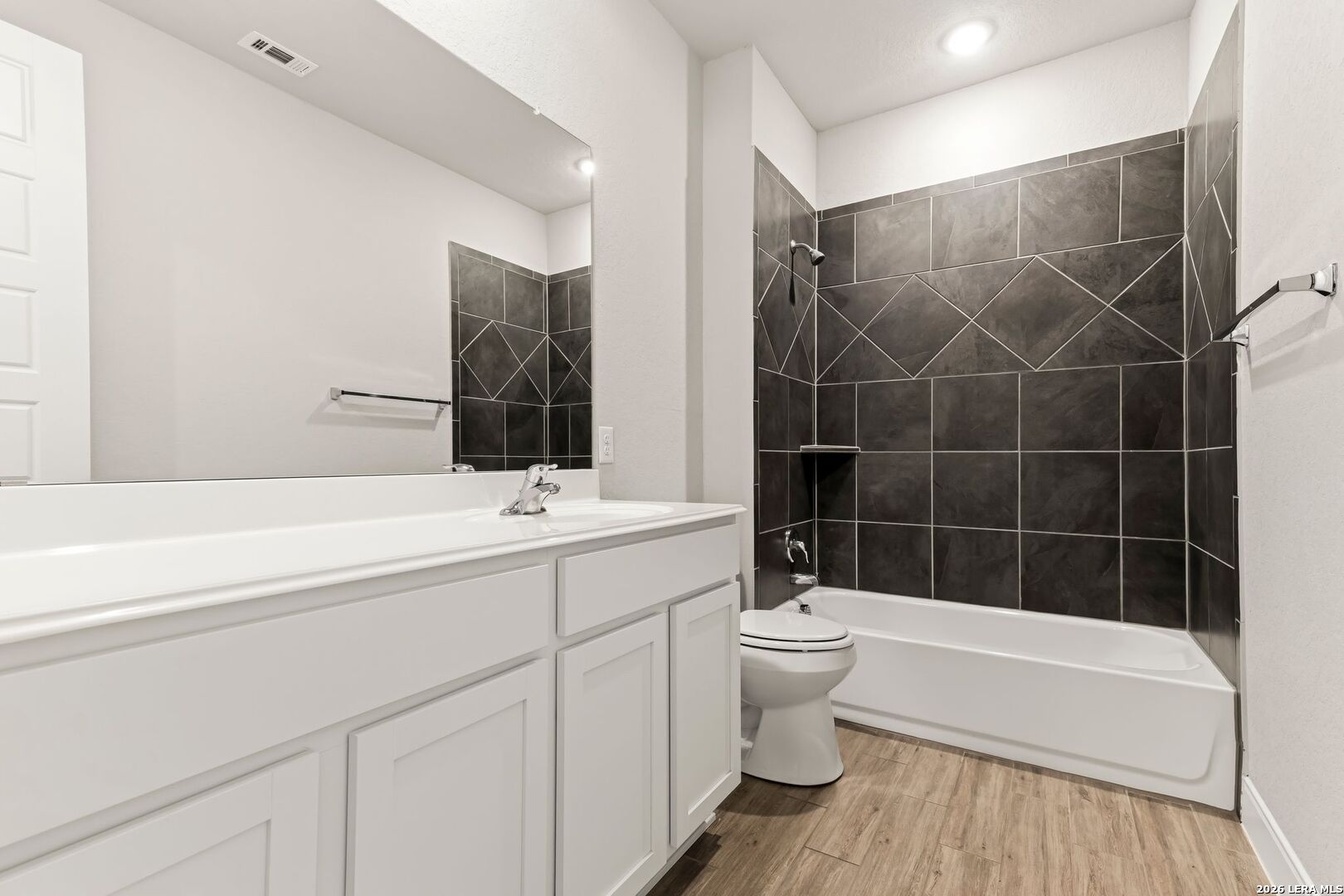 5003 Bonniecrest San Antonio TX 78263