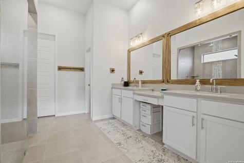 2519 Tortuga Verde San Antonio TX 78245