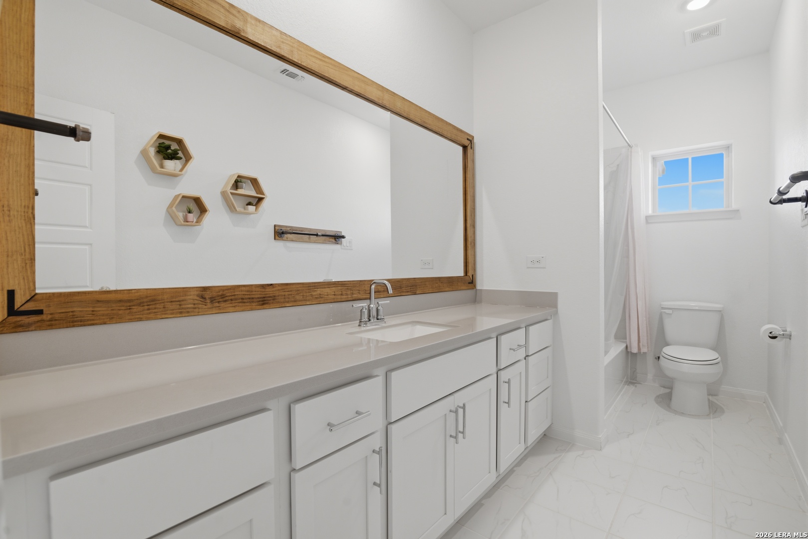 2519 Tortuga Verde San Antonio TX 78245
