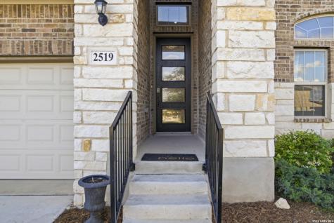 2519 Tortuga Verde San Antonio TX 78245