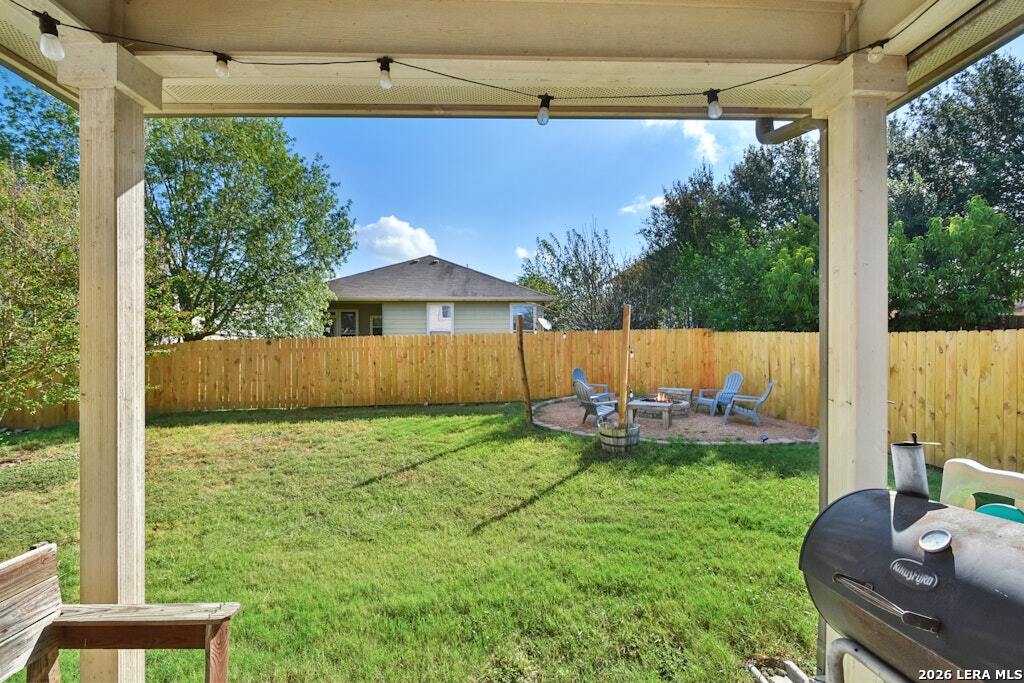 715 Eagles Glen Schertz TX 78108