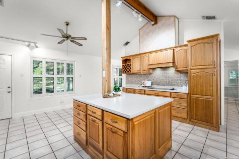 102 Adams Way Canyon Lake TX 78133