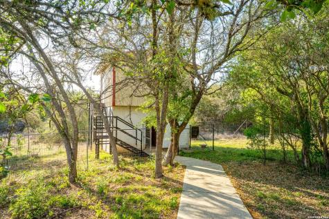 102 Adams Way Canyon Lake TX 78133