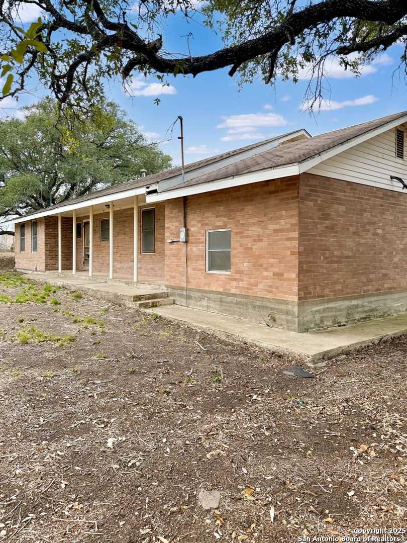 6462 Fm 1144 Karnes City TX 78118