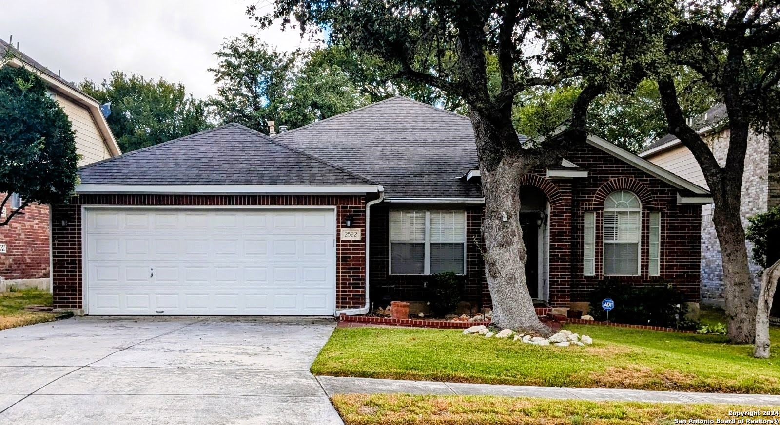 2522 Lakehills San Antonio TX 78251